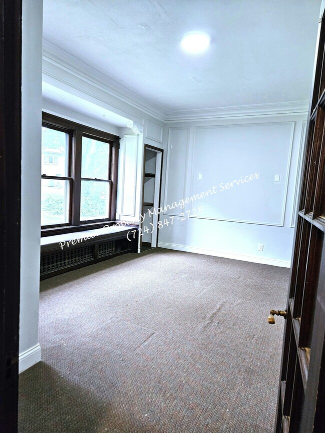 Building Photo - 1004 Butler Ave