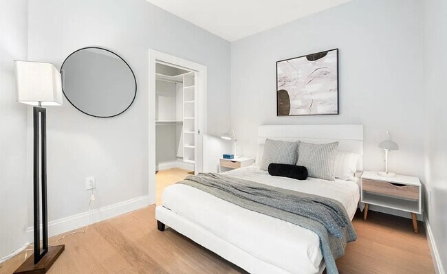 Foto del edificio - 2511 W Sunflower Ave