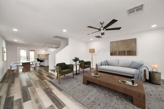 Building Photo - 7826 Maverick Trace Ln