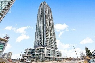 Building Photo - 3975-3975 Grand Park Dr