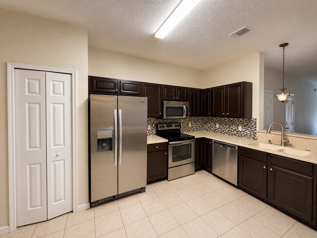 Foto del edificio - Spacious Townhome in North St. Augustine