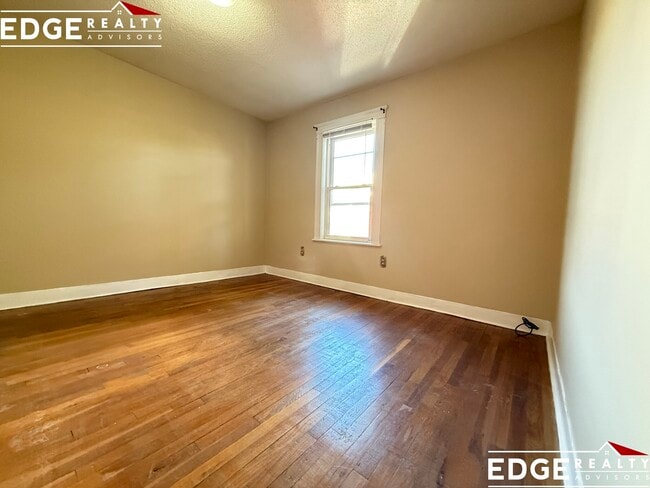 Building Photo - 53 Beechcroft St