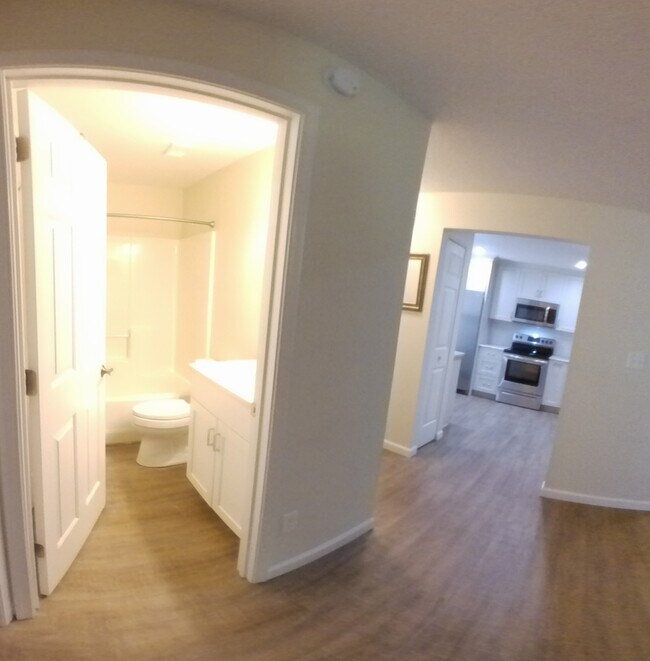 Foto del edificio - 2158 Refuge Ct