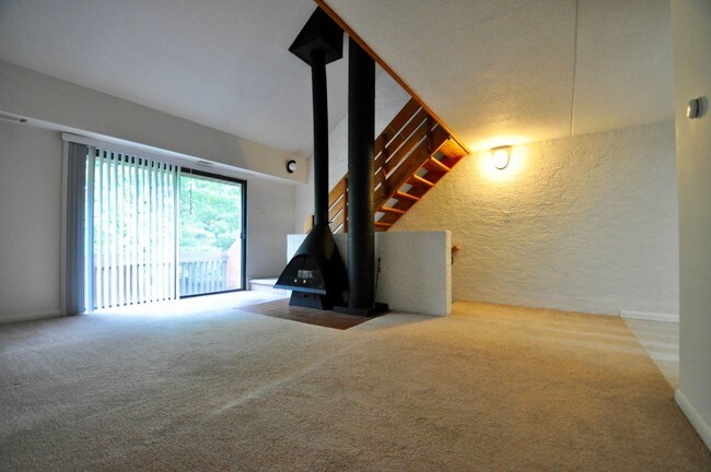 Foto del edificio - 805 Stratford Dr