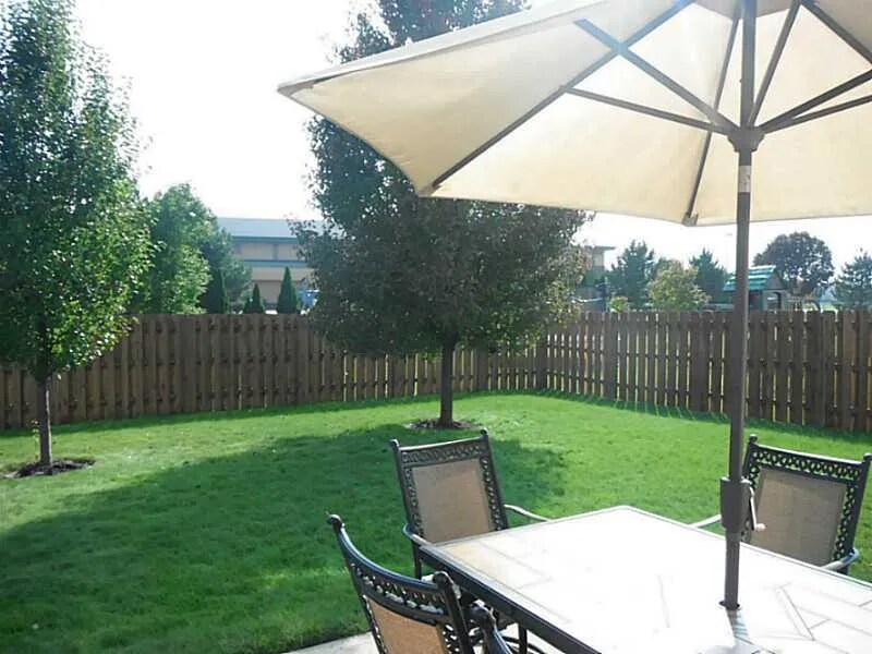 Foto del edificio - 16590 Greensboro Dr