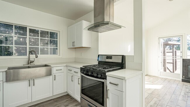 Foto del edificio - 3303 Cardiff Ave