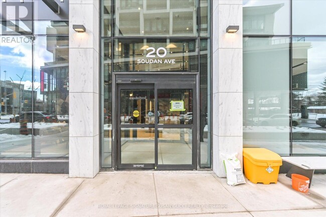 Building Photo - 20 Soudan Ave