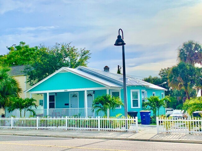 Building Photo - 1502 N Fort Harrison Ave