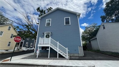Building Photo - 31 Padelford St