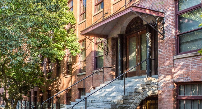 Building Photo - The Lofts at Franklin Square