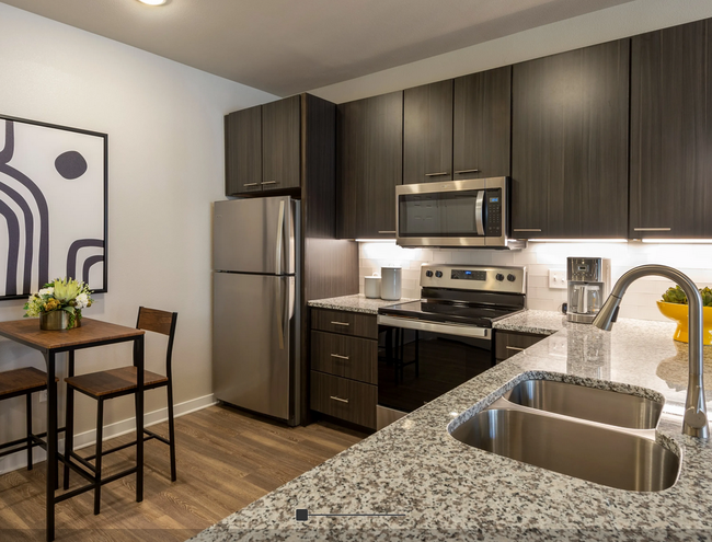 Foto del edificio - Apartment for Rent