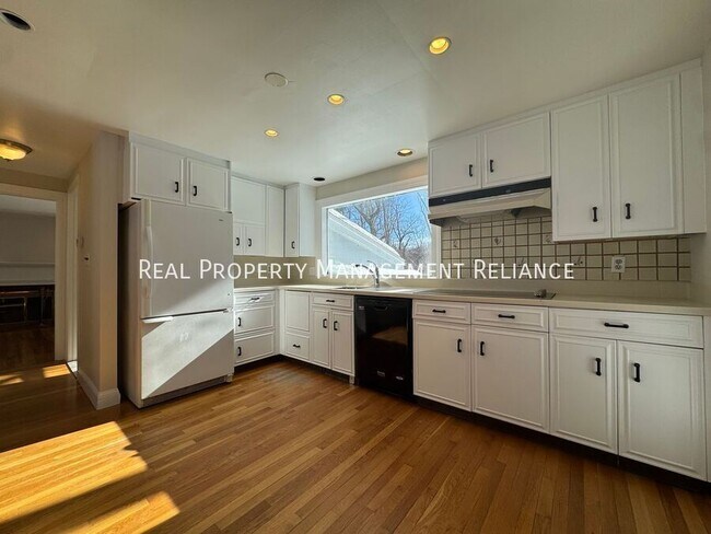 Foto del edificio - 30 Morningside Ln