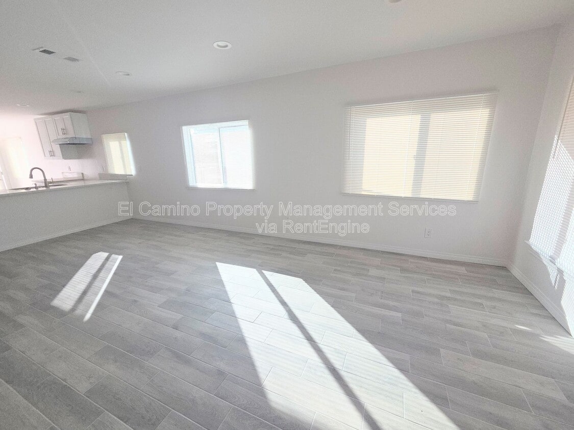 Foto principal - 4064 E 60th St