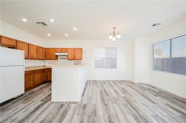 Foto del edificio - 7204 Rolling Shore Ct