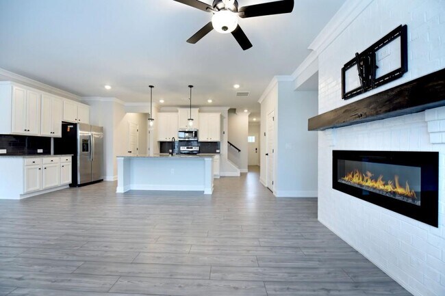 Foto del edificio - 4619 Cypress Landing Wy