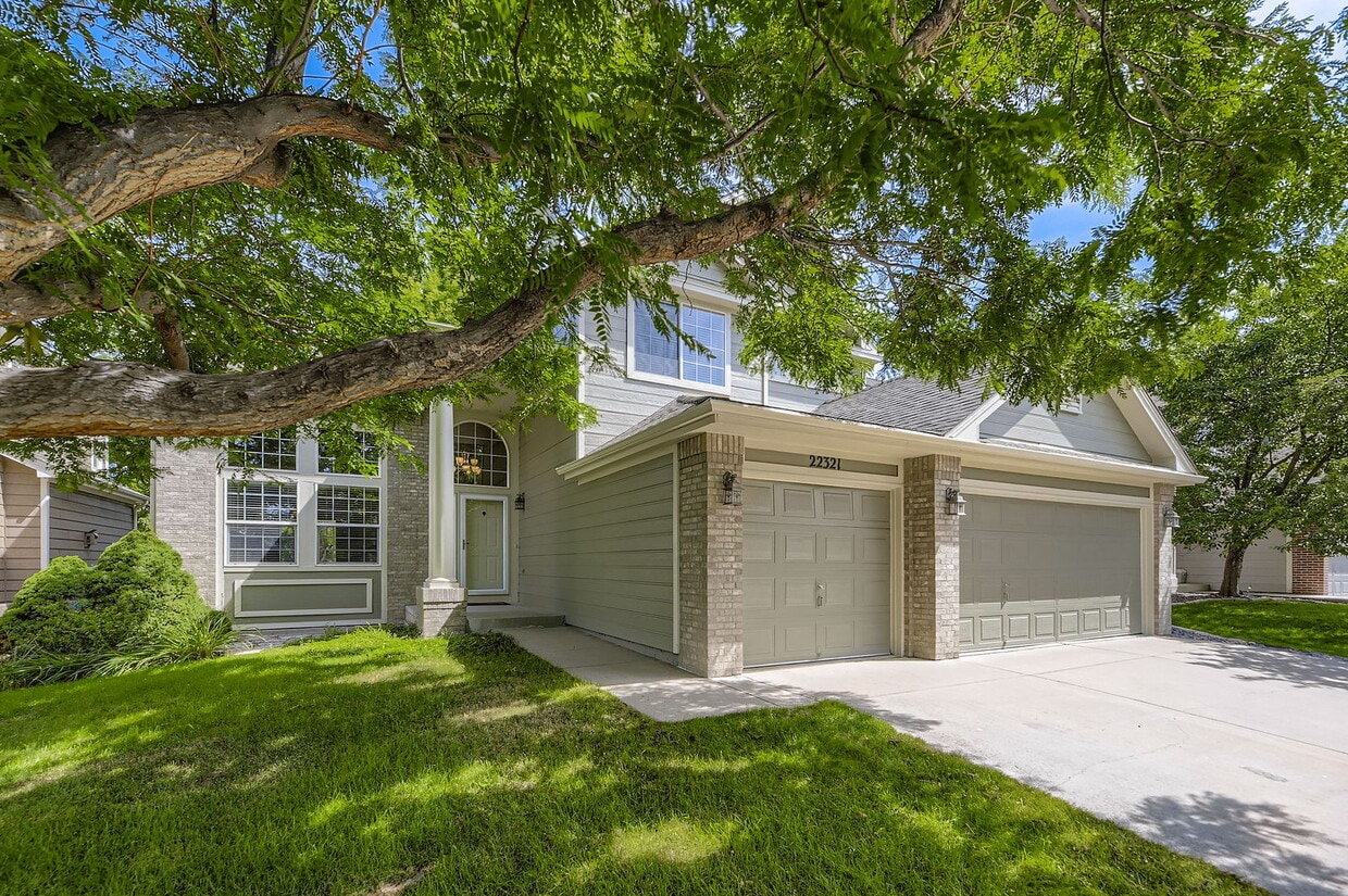 Primary Photo - 22321 Quail Run Way
