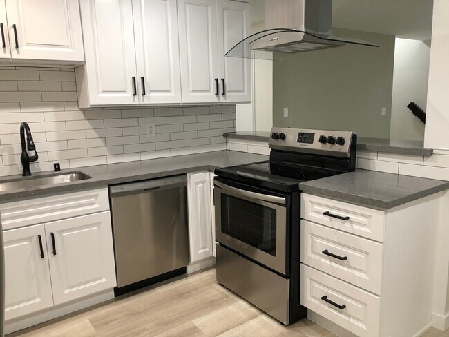 Foto del interior - 2411 Mathews Ave