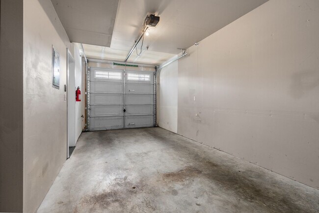 Foto del edificio - 4031 S 66th St