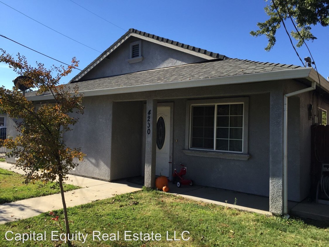 Foto principal - 4230 44th St