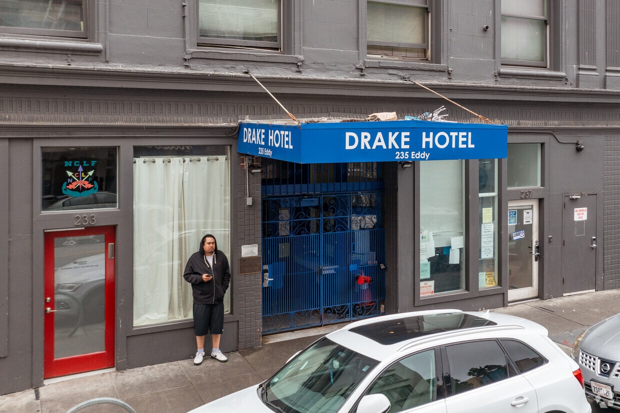 Entrance - Drake Hotel