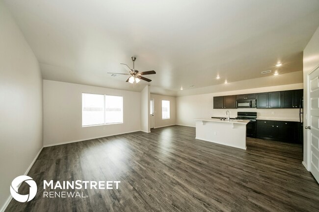 Building Photo - 9513 Laredo Ln