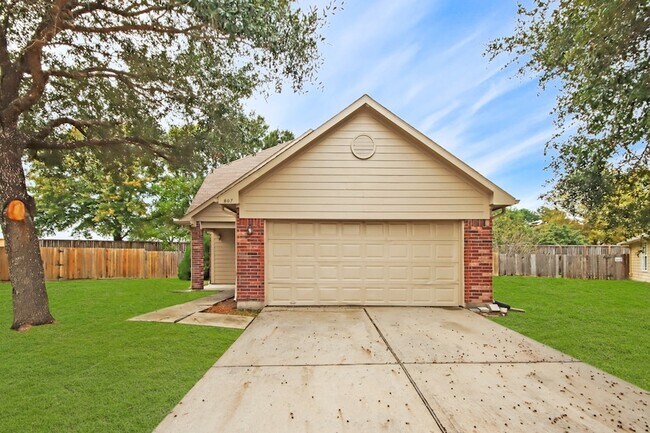 Foto del edificio - 807 Sycamore Ridge Ln