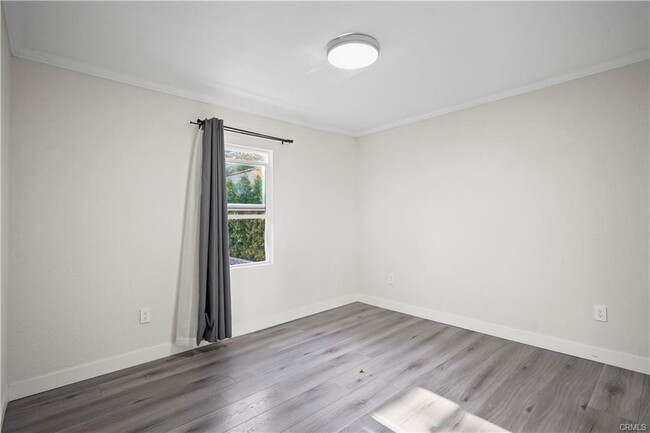 Foto del edificio - 4615 Grand Ave