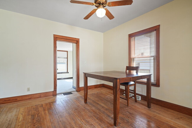 Dining Area2 - 1345 Grove Ave