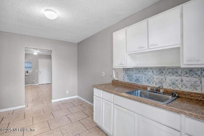 Foto del edificio - 402 E 27th St