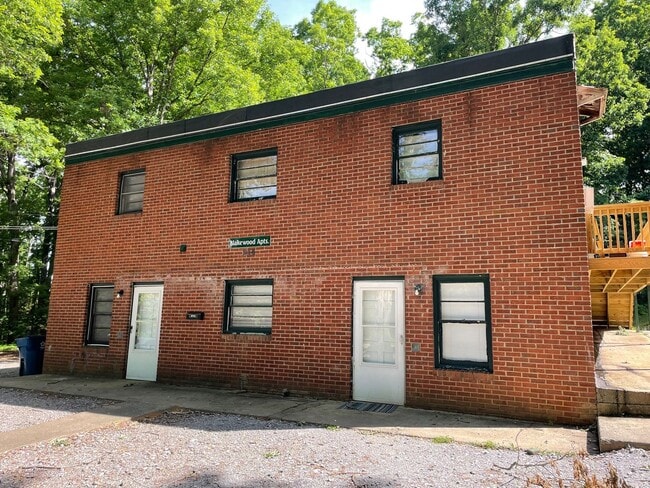 Building Photo - 1392