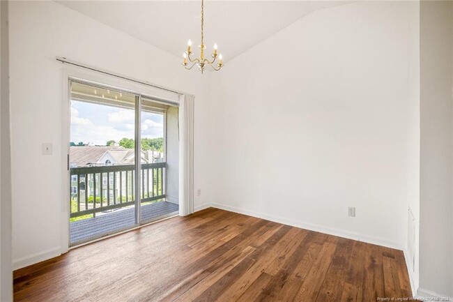 Building Photo - 983 Stewarts Creek Dr