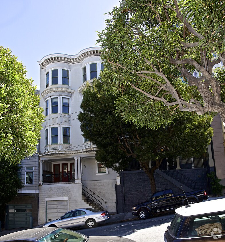 Building Photo - 959 Union St