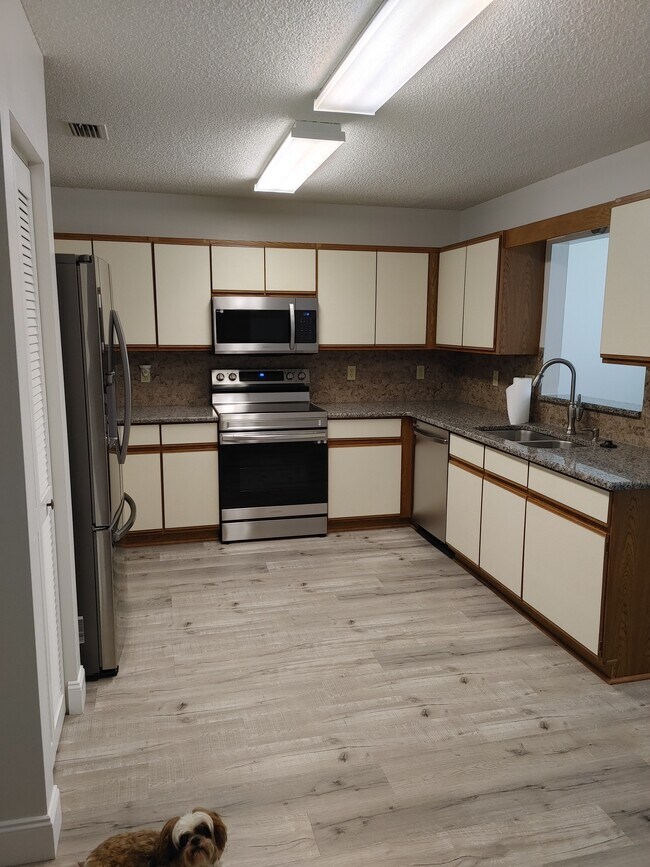 Foto del edificio - 9320 SW 89th Terrace