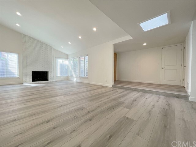 Building Photo - 17152 Northfield Ln