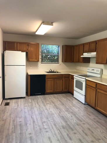 Kitchen - 7702 Chadds Landing Way