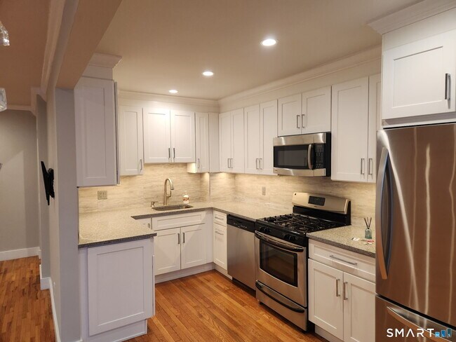 Foto del edificio - 11 Bedford Ave