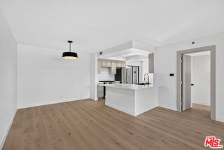 Foto del edificio - 11706 Montana Ave