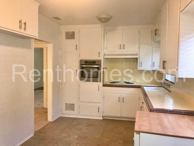 Foto del edificio - 3311 Dale St