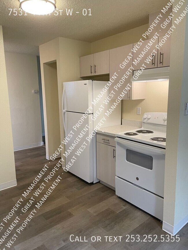 Foto del edificio - 7531 44th St W