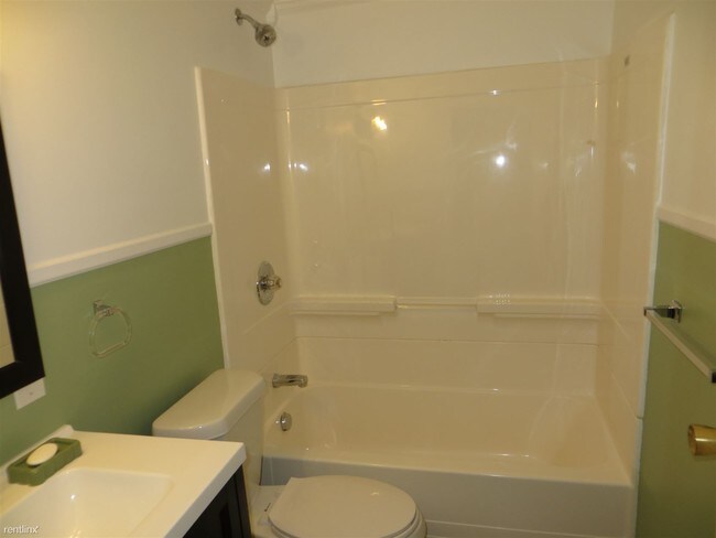 Foto del edificio - 2 br, 1 bath House - 655 Rosewood Pl