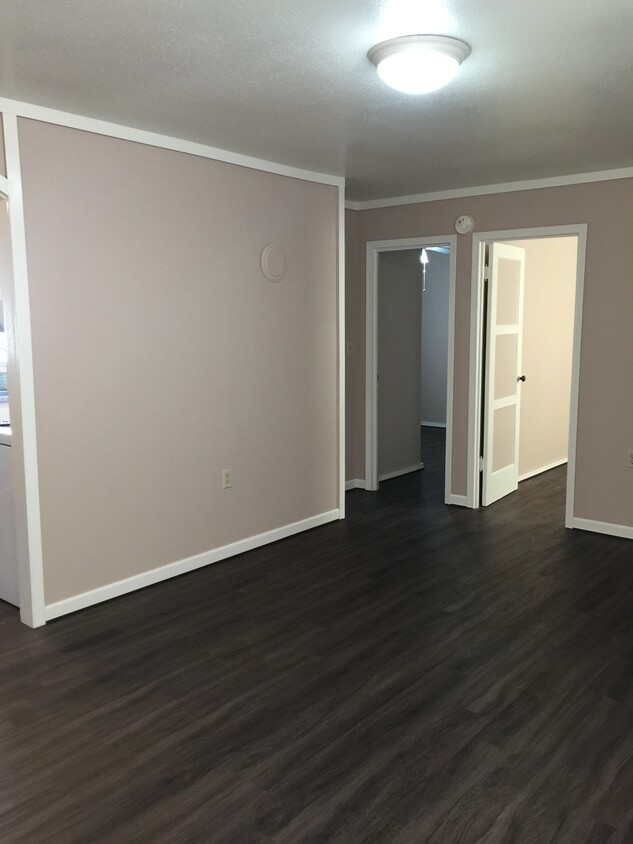 Two bedrooms, new flooring throughout - 68 South 5th Street