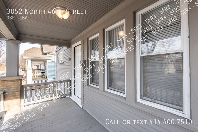 Building Photo - Must see! Stunning & updated 3 bedroom bun...