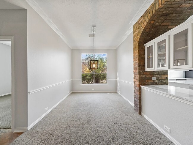 Building Photo - 106 Cezanne Woods Dr