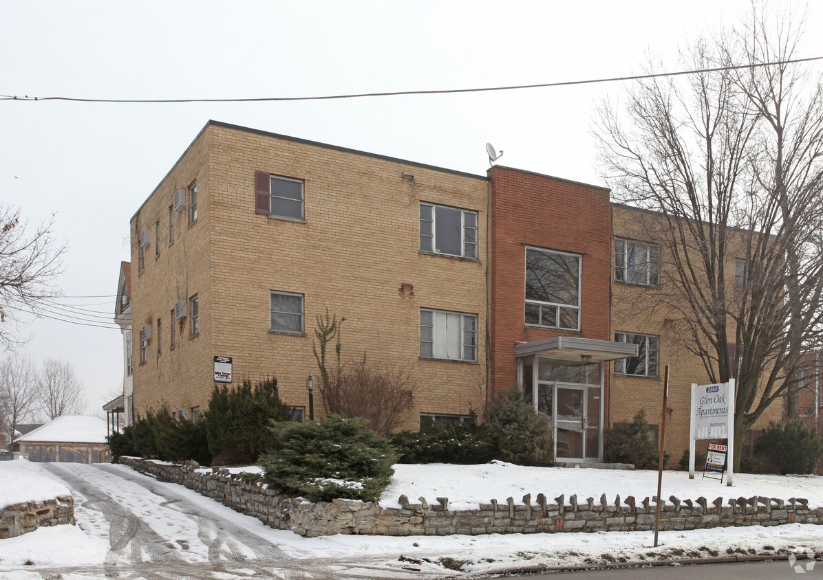 Foto del edificio - Glen Oak Apartments
