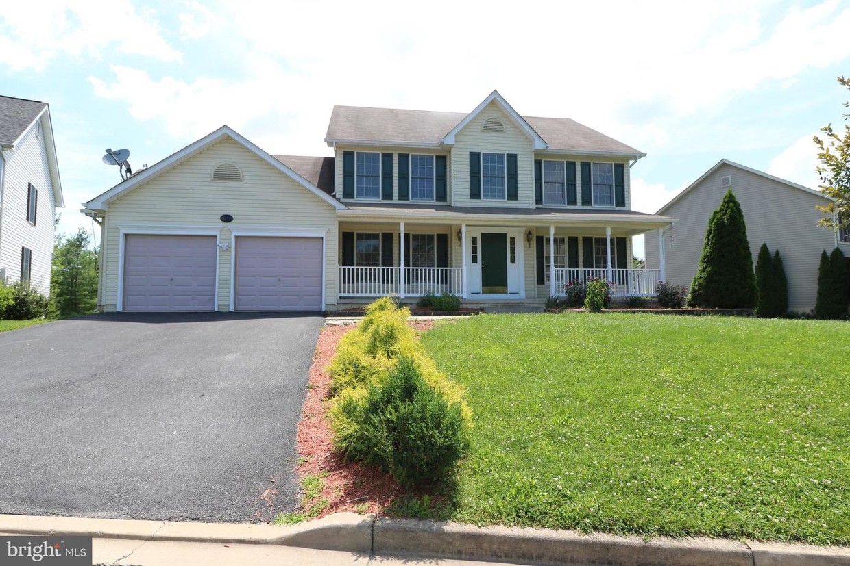 Foto principal - 1026 Bexhill Dr