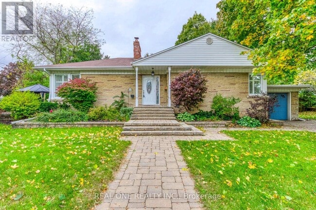 Building Photo - 2181 Courtland Dr