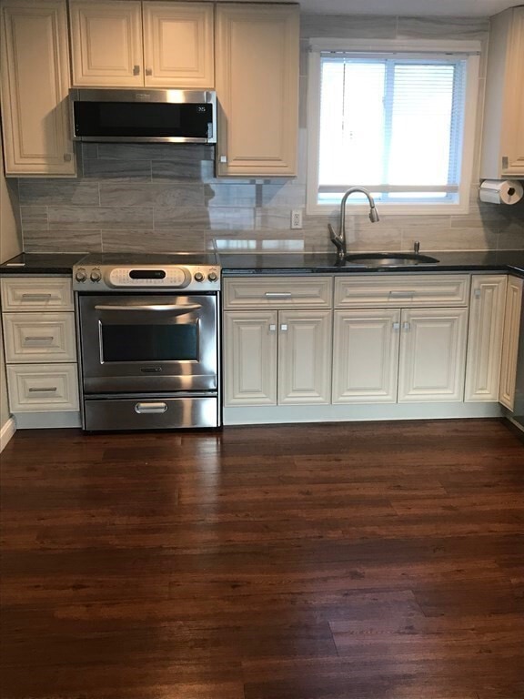 7 Royal Dane Dr Unit 54, Marshfield, MA 02050 Condo for Rent in Marshfield, MA