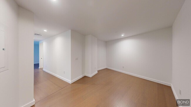 Foto del edificio - 400 W 61st St