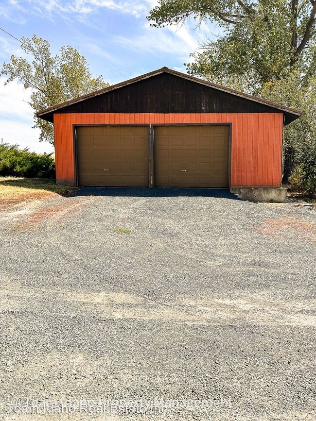 Building Photo - 3 br, 1 bath House - 4570 HWY 8 E