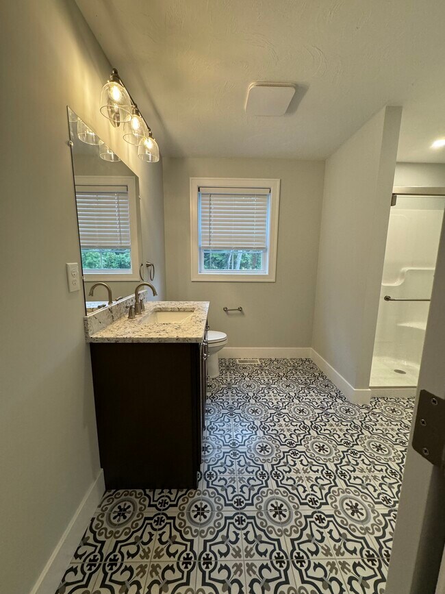 First floor Bathroom with laundry - 12 Roulston Rd